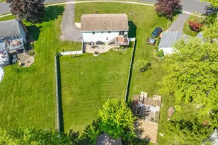 258 Candlewood Dr, Bristol, CT 06010 - Photo 4