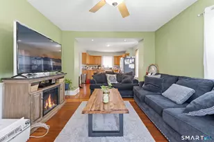 118 Blackhall St, New London, CT 06320 - Photo 12