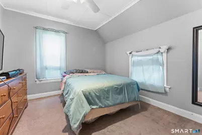 118 Blackhall Street, New London, CT 06320 - Photo 28