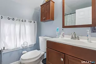 118 Blackhall St, New London, CT 06320 - Photo 22