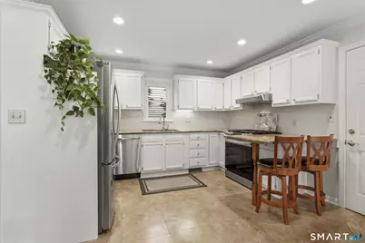116 Stuart Avenue, Norwalk, CT 06850 - Photo 6