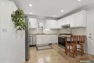 116 Stuart Ave, Norwalk, CT 06850 - Photo 6