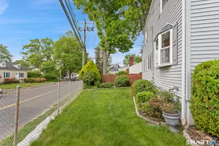 116 Stuart Ave, Norwalk, CT 06850 - Photo 4