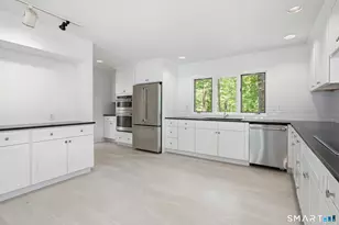57 Grouse Ln, Woodbridge, CT 06525 - Photo 8