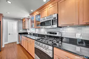 74 Argyle Ave, West Hartford, CT 06107 - Photo 18