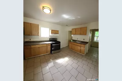 27 Lilac Street #2, New Haven, CT 06511 - Photo 4
