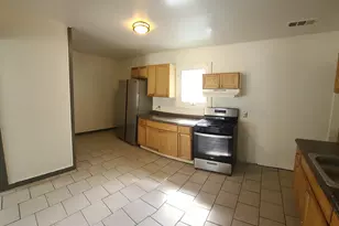 27 Lilac St, New Haven, CT 06511 - Photo 2