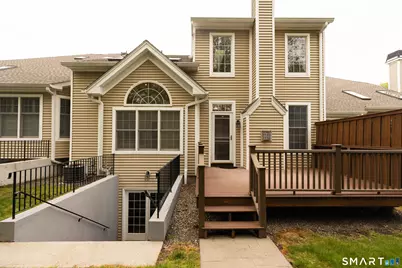 108 Imperial Court #108, Trumbull, CT 06611 - Photo 4