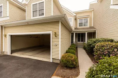108 Imperial Court #108, Trumbull, CT 06611 - Photo 2