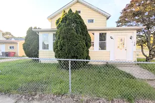 158 Cliff St, Naugatuck, CT 06770 - Photo 2