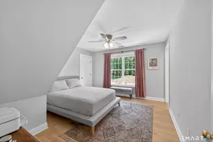 70 W Meadow Rd, Hamden, CT 06518 - Photo 10