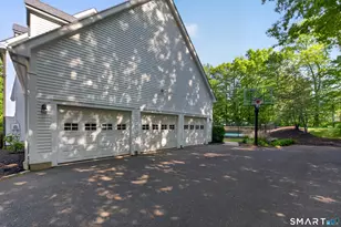 70 W Meadow Rd, Hamden, CT 06518 - Photo 38