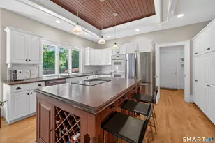 70 W Meadow Rd, Hamden, CT 06518 - Photo 22