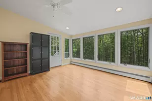20 Saxton Brook Dr, Simsbury, CT 06070 - Photo 16