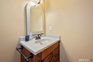 20 Saxton Brook Dr, Simsbury, CT 06070 - Photo 24