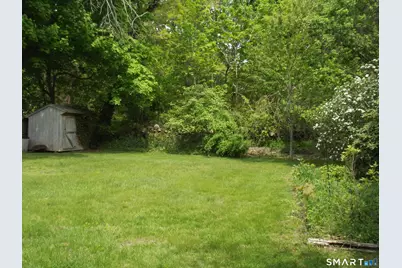 14 Overlook Avenue, Groton, CT 06335 - Photo 2