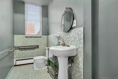 880 Asylum Avenue, Hartford, CT 06105 - Photo 22