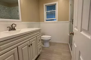 36 Nicholas Ave, Greenwich, CT 06831 - Photo 2