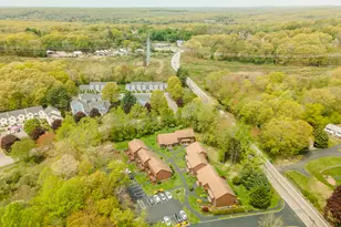348 Boston Post Rd, Waterford, CT 06385 - Photo 10