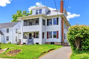 89 Maplewood Ave, West Hartford, CT 06119 - Photo 2