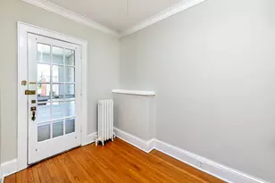 89 Maplewood Ave, West Hartford, CT 06119 - Photo 6