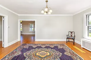 89 Maplewood Ave, West Hartford, CT 06119 - Photo 12