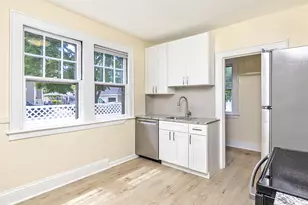 89-91 Maplewood Ave, West Hartford, CT 06119 - Photo 20