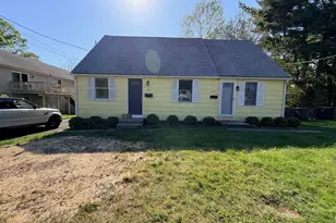 221 Meadows End Rd, Milford, CT 06460 - Photo 1