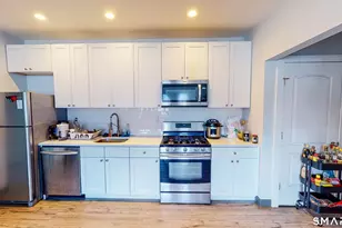 245 Whitney Ave, New Haven, CT 06511 - Photo 12