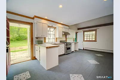 388 Amity Road, Woodbridge, CT 06525 - Photo 8