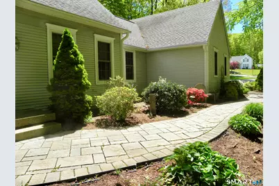 380 Dennison Ridge, Manchester, CT 06040 - Photo 6