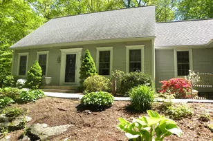 380 Dennison Ridge, Manchester, CT 06040 - Photo 2