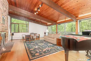 11 Forest Trail, Woodbridge, CT 06525 - Photo 4