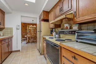 35 Dorchester Ln, Branford, CT 06405 - Photo 18