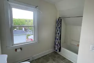 51 Broad St, Norwich, CT 06360 - Photo 6