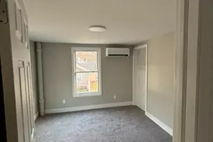 968 Oak St, East Hartford, CT 06118 - Photo 8
