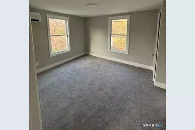 968 Oak Street, East Hartford, CT 06118 - Photo 4