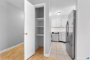 219 S Broad St, Meriden, CT 06450 - Photo 4