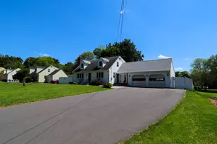 585 Burnham St, East Hartford, CT 06108 - Photo 2