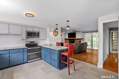 107 Round Hill Road, Wethersfield, CT 06109 - Photo 14