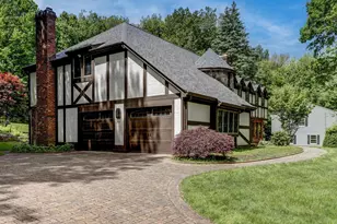 49 Old Farms Rd, Glastonbury, CT 06073 - Photo 4