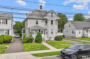 70 Lancaster Rd, West Hartford, CT 06119 - Photo 2