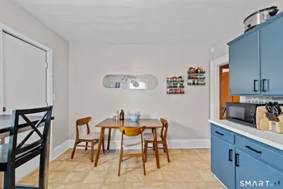 70 Lancaster Road, West Hartford, CT 06119 - Photo 28