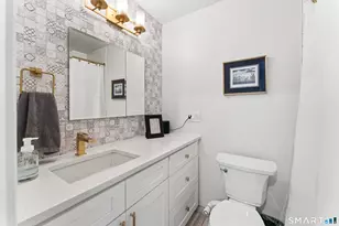39 Kenilworth Dr W, Stamford, CT 06902 - Photo 26