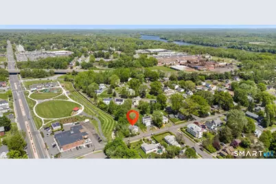 121 East Barber Street, Windsor, CT 06095 - Photo 4