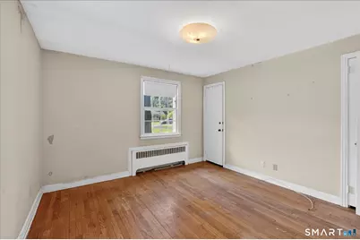 44 Lawrence Avenue, Avon, CT 06001 - Photo 28