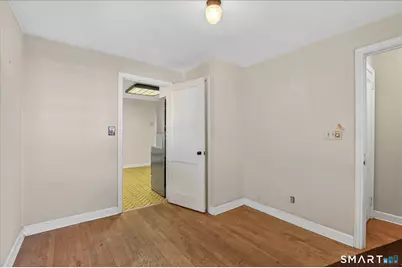 44 Lawrence Avenue, Avon, CT 06001 - Photo 20