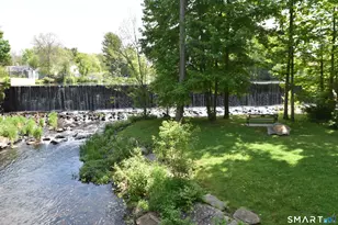105 Maple Ave, Vernon, CT 06066 - Photo 16