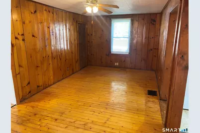 31 West Shore Drive, Enfield, CT 06082 - Photo 8