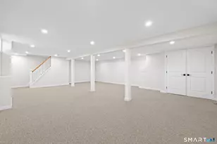 66 Northrop Rd, West Haven, CT 06516 - Photo 12